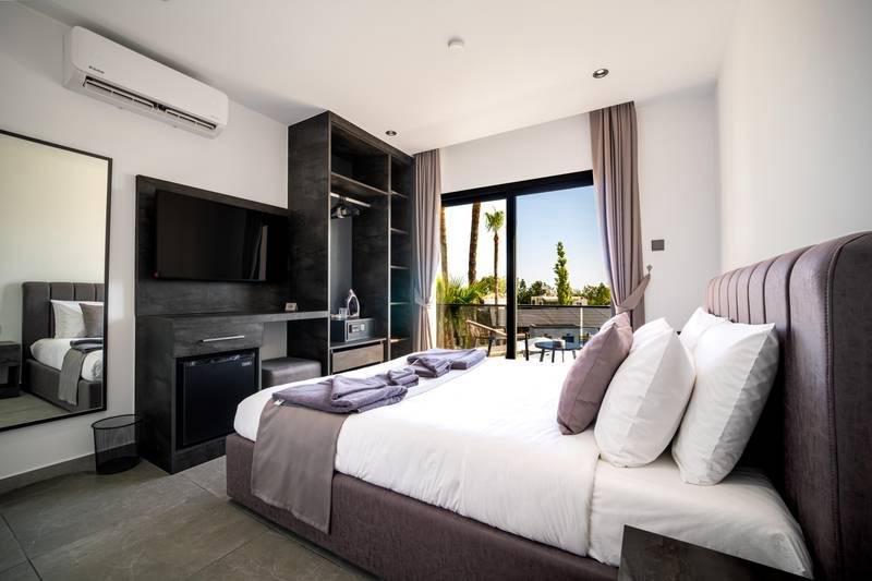 Classic First Floor Double Room bedroom and wardrobe